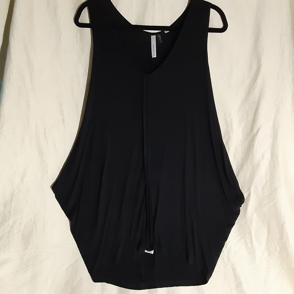 Sugar Rain black sleeveless tunic size L - Picture 1 of 5